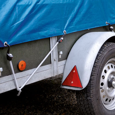 Anhänger mit TÜV-geprüften Gummispannseilen